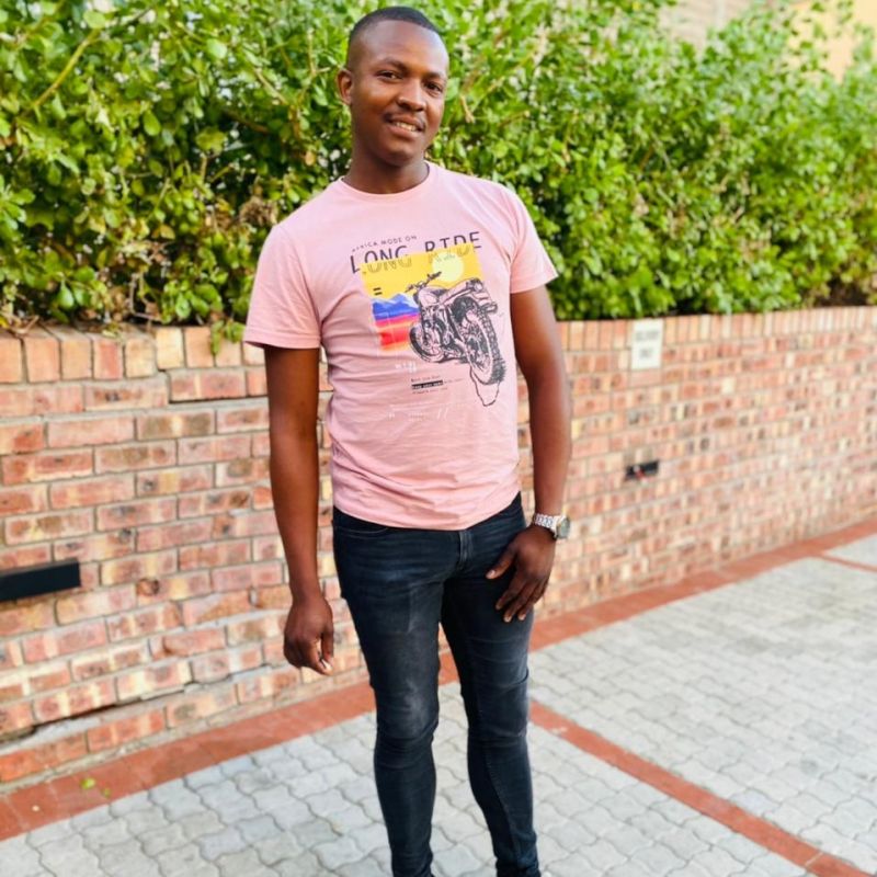 Sihle_S